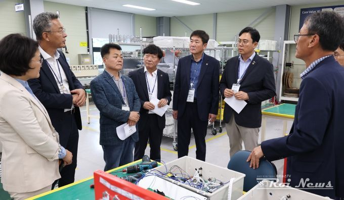 경기도의회 더불어민주당 반도체 산업 경쟁력 강화 모색