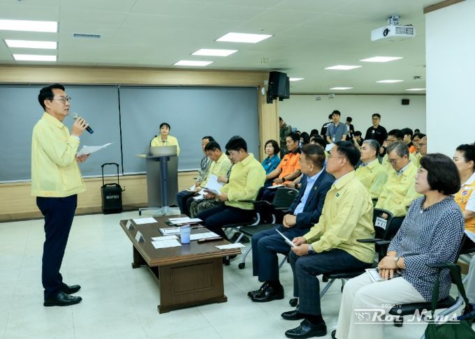 정명근 화성특례시장이 화성시 통합방위협의회 의장 자격으로 회의를 진행하고 있다.