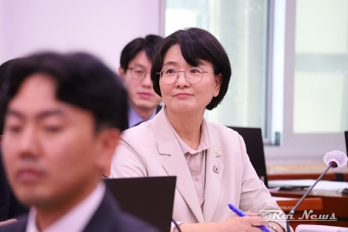 더불어민주당 임미애 의원(특별위원회 간사·법안심사소위원회 위원장)