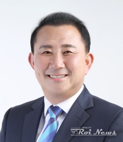 경기도의회 미래과학협력위원회 소속 김철진 의원(더불어민주당, 안산7)