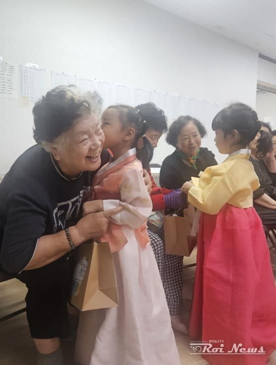 오산시 중앙동, 경로당 어르신들게 전한 아이들의 한가위 마음 선물