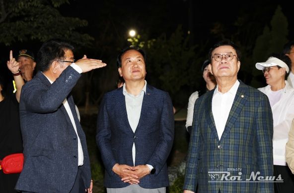 오산대역 일대 아파트 점등식