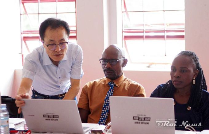 우간다공화국 교사 대상 현지 연수