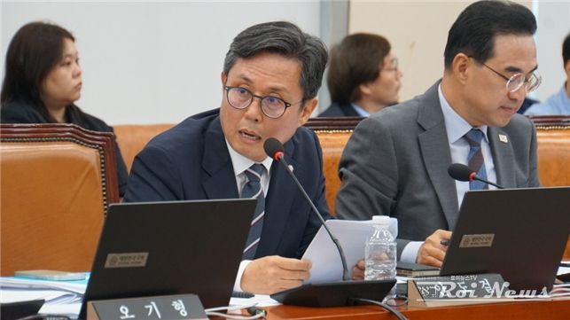 더불어민주당 안도걸 국회의원(광주 동남을, 정책위원회 상임부의장)