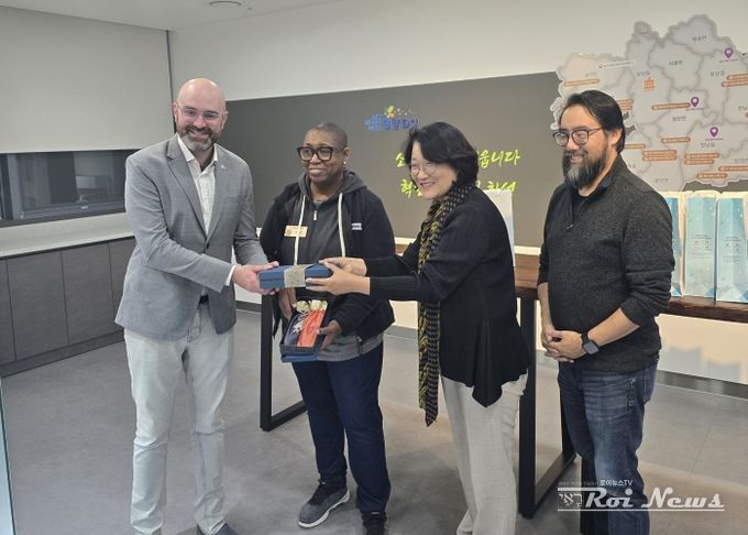 신미숙 의원, 美조지아주 경제사절단 만나…경기도 우수 소공인 제품 사례 공유